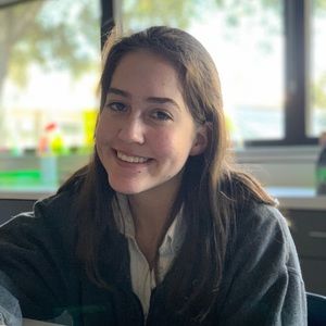 Meet your Posher, Becca